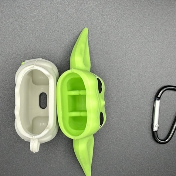 The Adorable Baby Yoda Force AirPods Case: Cute, Funny, and Protective - Picture 6 of 7